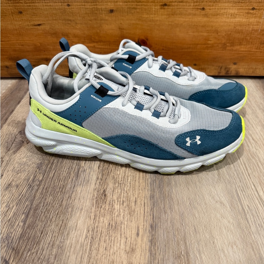 UNDER ARMOUR MEN'S UA CHARGED VERSSERT SPIKE GREY GREEN SHOES Size 11.5